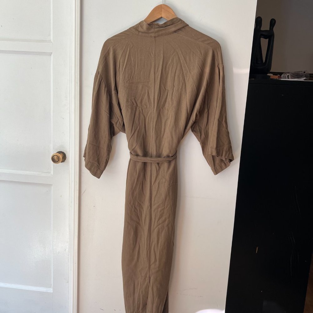 OZMA Tan Robe - Picture 6 of 7